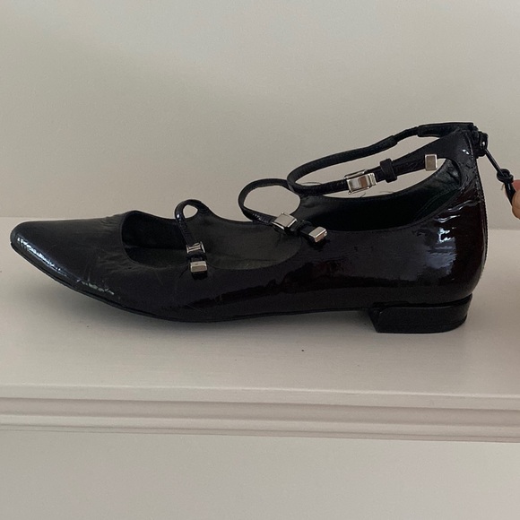 Stuart Weitzman Patent Leather Zip Flat | Size 8 - Picture 1 of 6